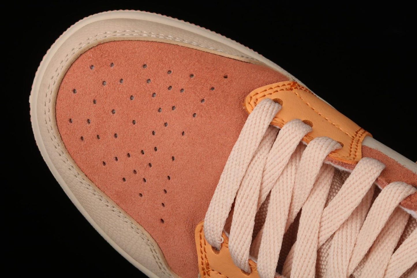 Air Jordan 1 AJ1 Mid – Apricot Orange