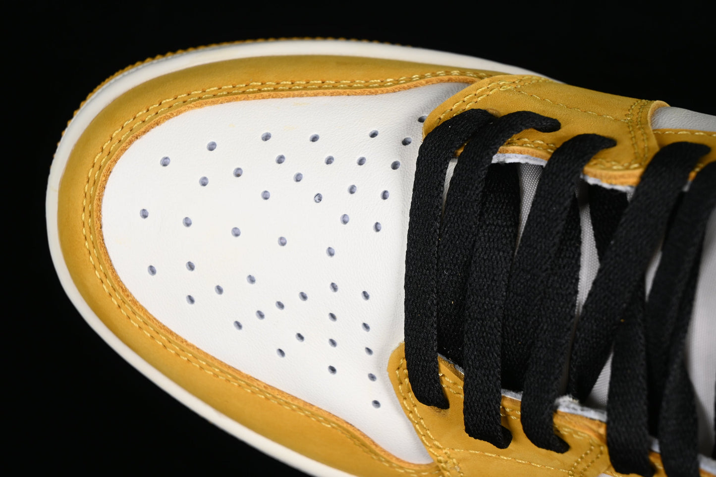 Air Jordan 1 Aj1 High – Yellow Ochre