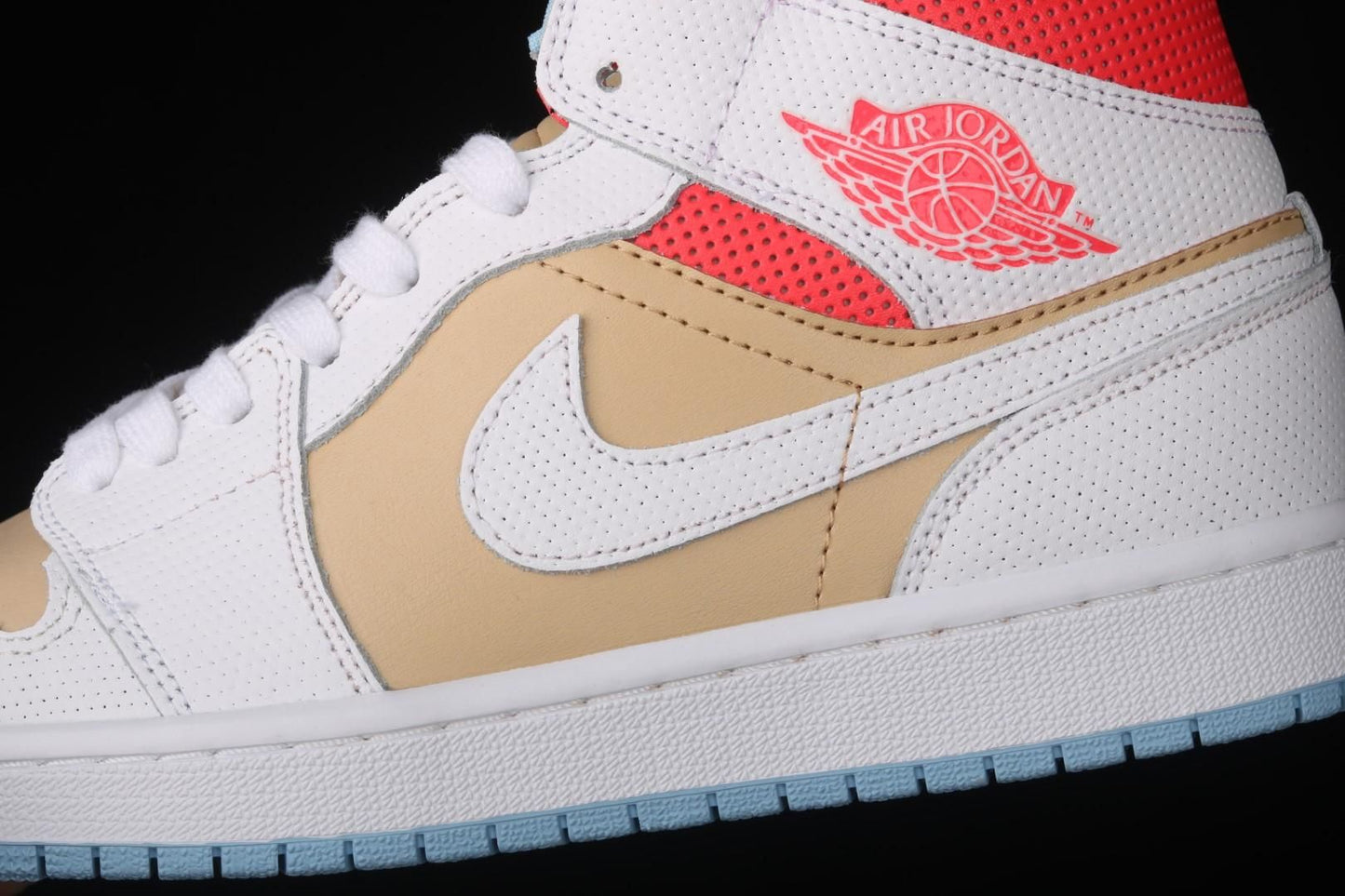 Air Jordan 1 AJ1 Mid SE – Sesame