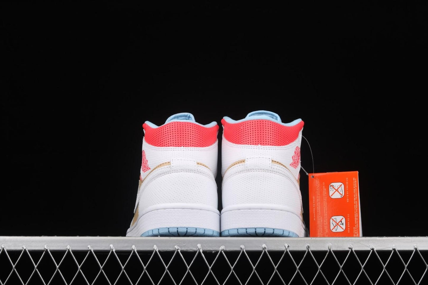 Air Jordan 1 AJ1 Mid SE – Sesame