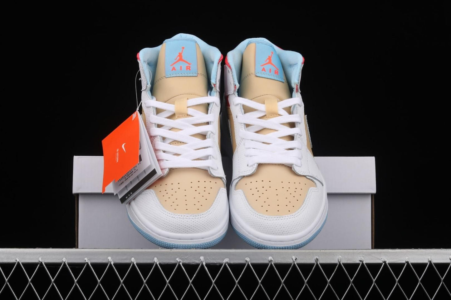 Air Jordan 1 AJ1 Mid SE – Sesame