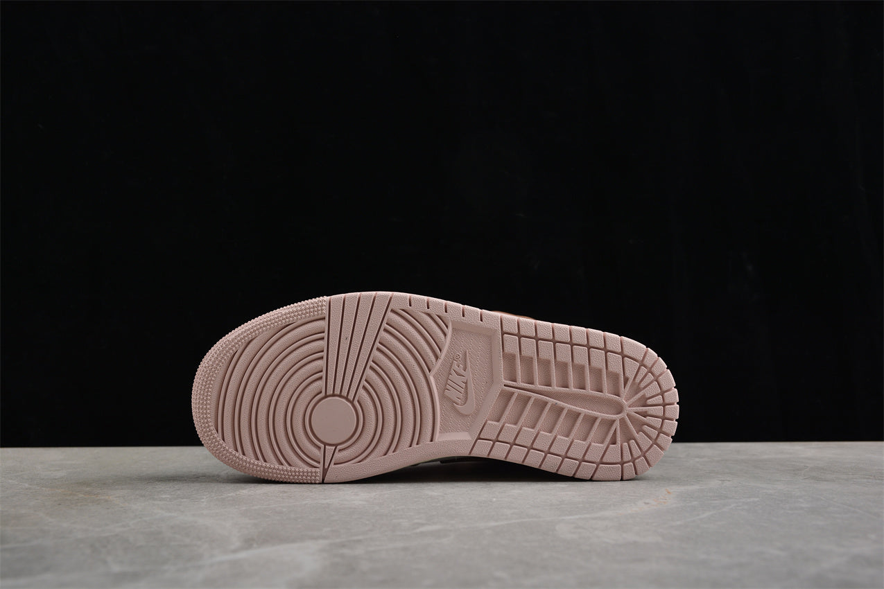 Unisex Air Jordan 1 AJ1 Mid – Neapolitan