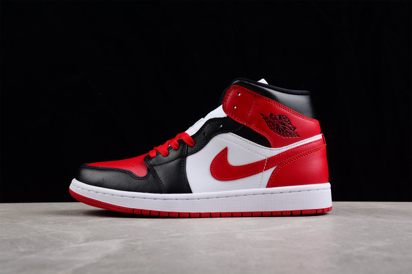 Air Jordan 1 AJ1 Mid Alternate – Bred Toe