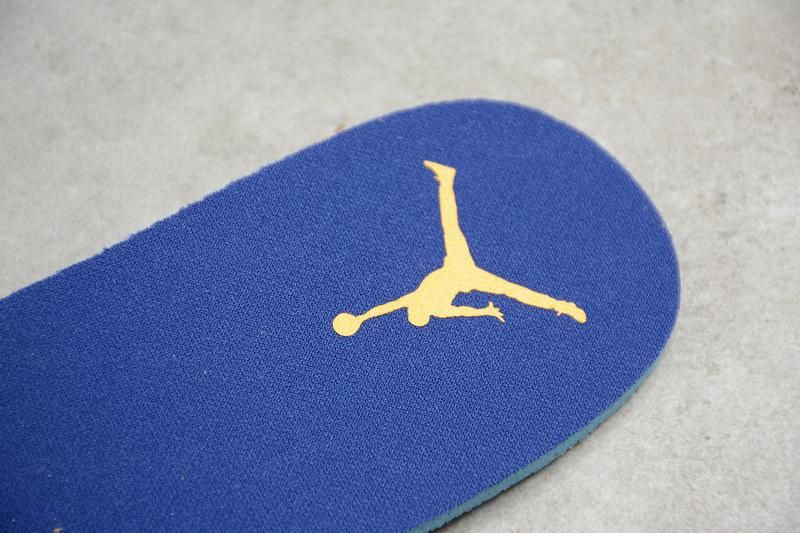 Air Jordan 1 AJ1 Mid – White Deep/Royal Blue