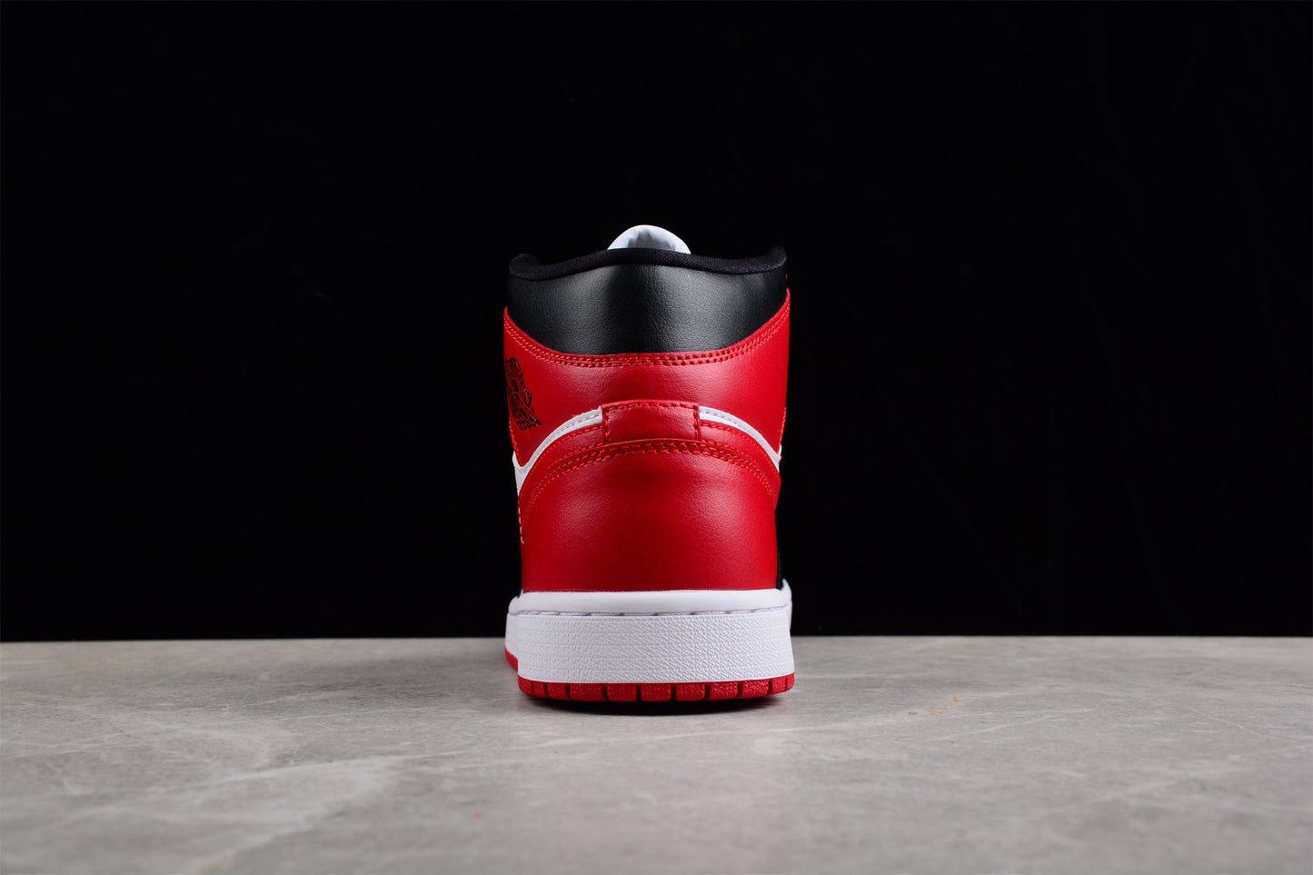 Air Jordan 1 AJ1 Mid Alternate – Bred Toe