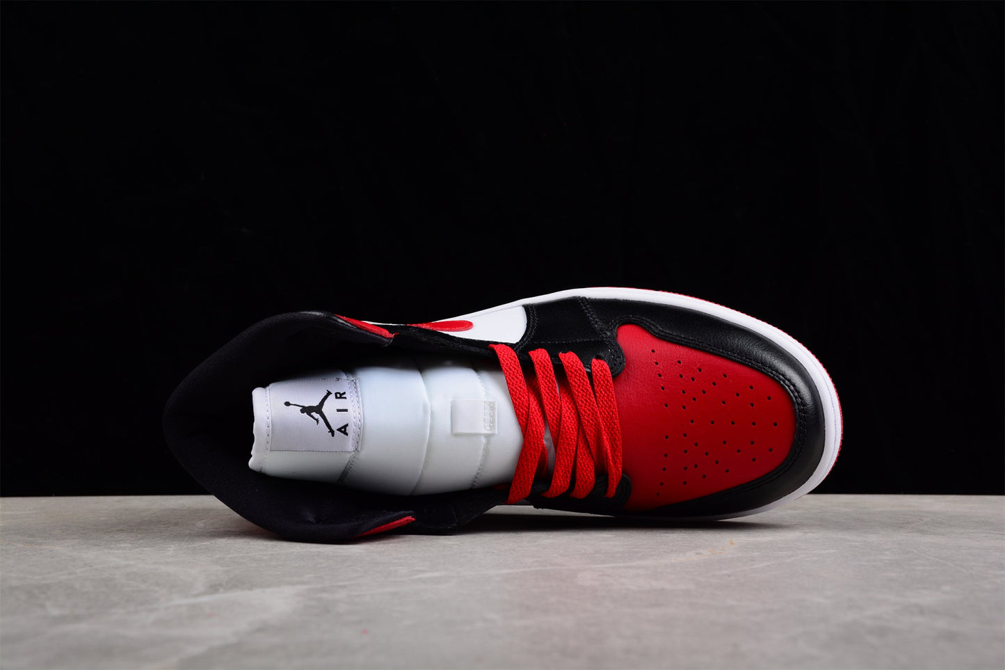 Air Jordan 1 AJ1 Mid Alternate – Bred Toe