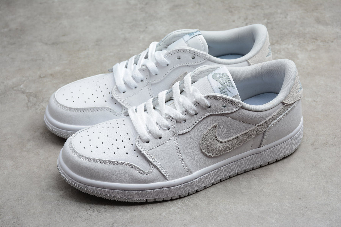 Air Jordan 1 AJ1 Low – Neutral Grey