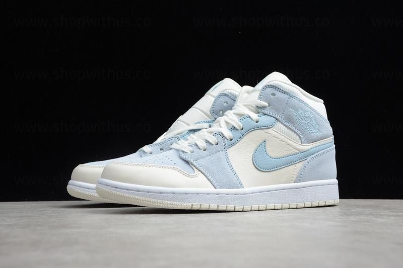 Air Jordan 1 AJ1 Mid SE – Light blue
