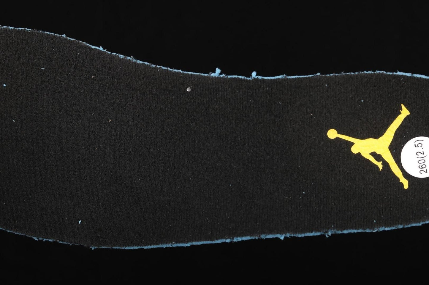 Air Jordan 1 AJ1 Mid – University Gold