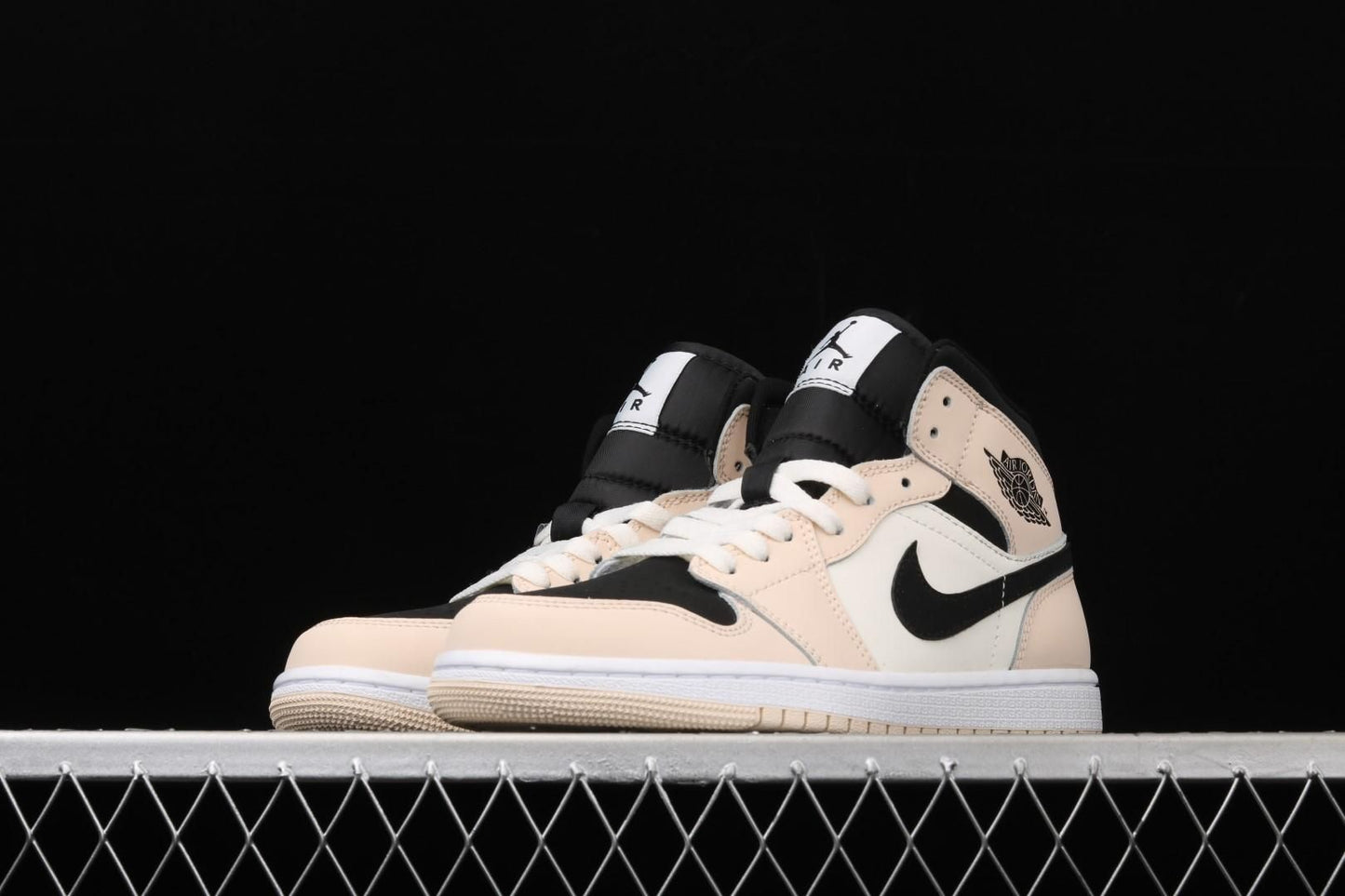 Air Jordan 1 AJ1 Mid – Barely Orange Light Violet
