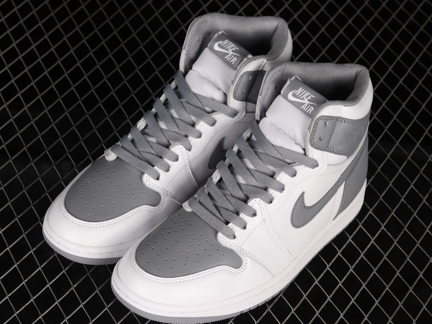 Air Jordan 1 AJ1 Retro High OG - Stealth