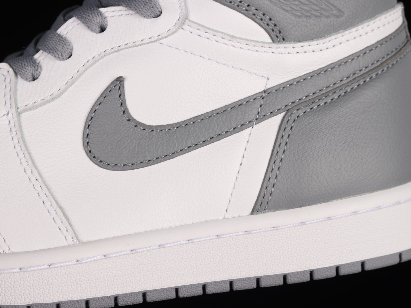 Air Jordan 1 AJ1 Retro High OG - Stealth
