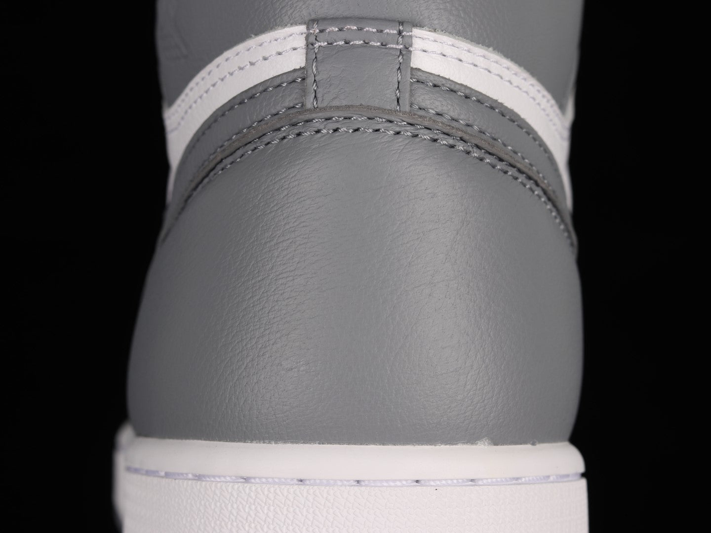 Air Jordan 1 AJ1 Retro High OG - Stealth