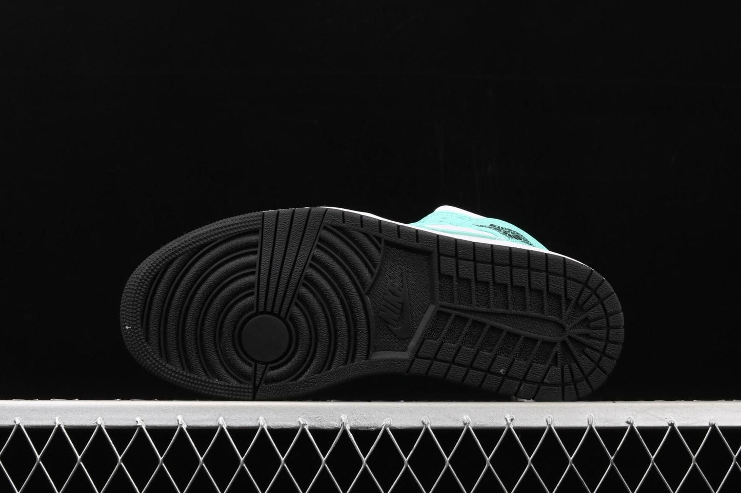 Air Jordan 1 AJ1 Mid – Tropical Twist