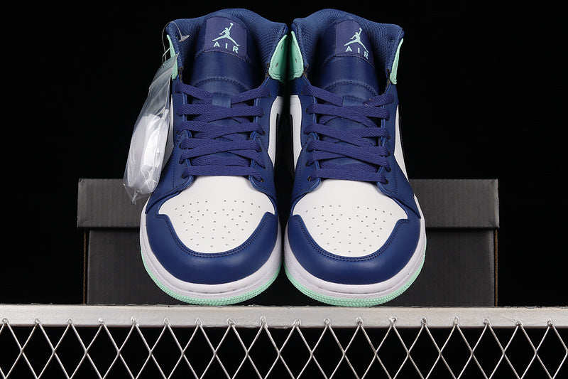 Air Jordan 1 AJ1 Mid – Mystic Navy