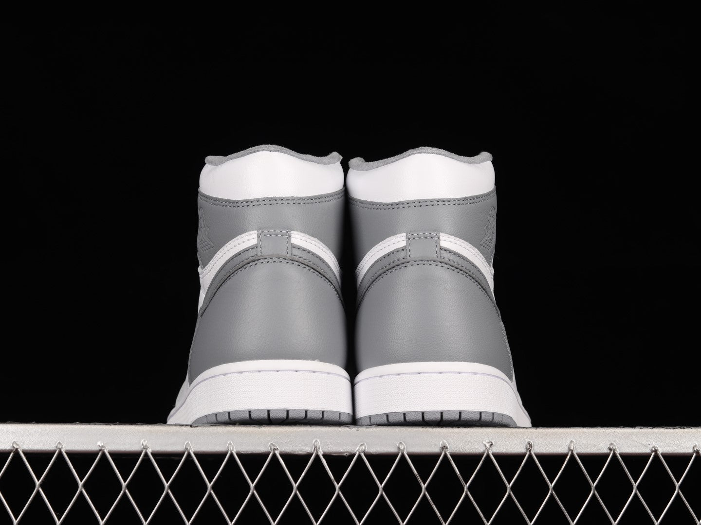 Air Jordan 1 AJ1 Retro High OG - Stealth