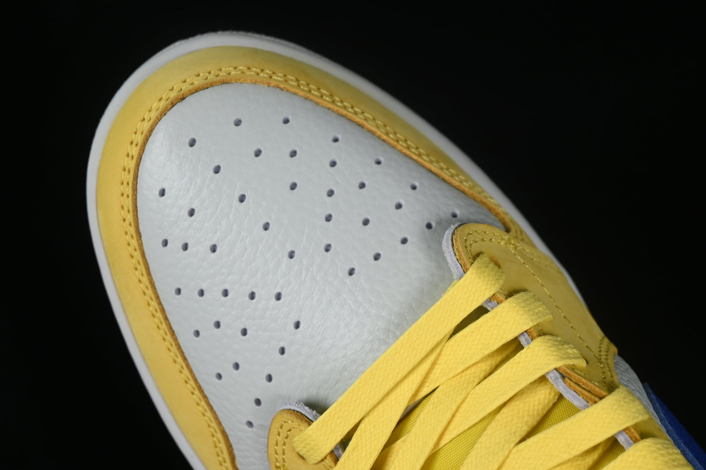 Travis Scott x Air Jordan 1 AJ1 Low – Canary