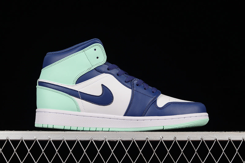 Air Jordan 1 AJ1 Mid – Mystic Navy