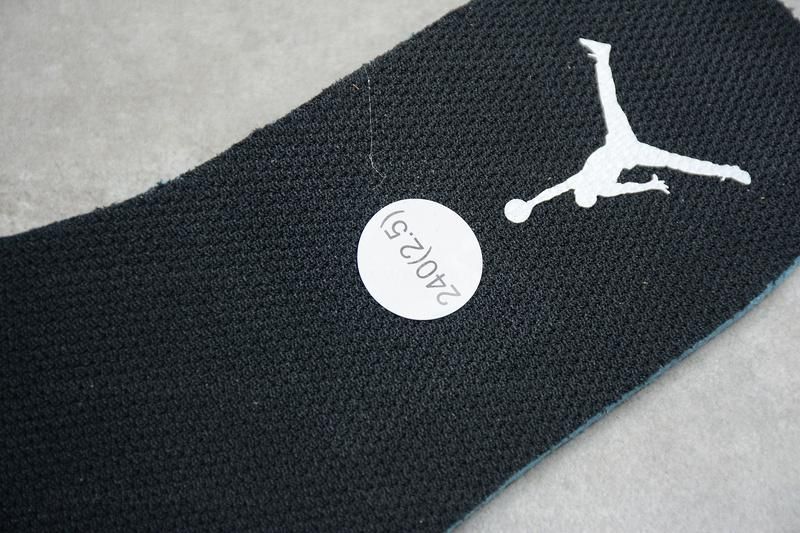 Air Jordan 1 AJ1 Mid SE – Lightbulb