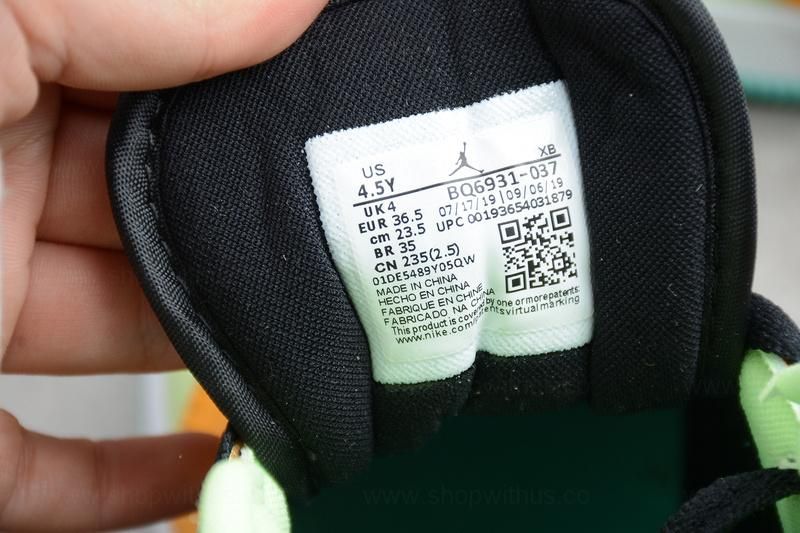 Air Jordan 1 AJ1 Mid SE – Clover