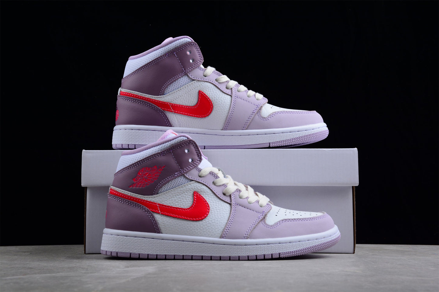 Unisex Air Jordan 1 AJ1 Mid – Valentine's Day