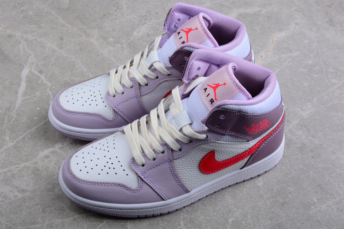 Unisex Air Jordan 1 AJ1 Mid – Valentine's Day