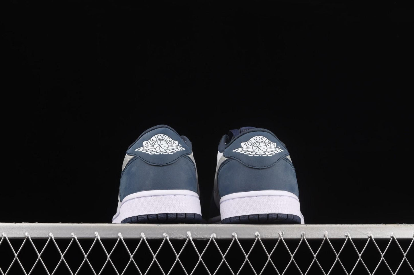 NikeSB x Air Jordan 1 AJ1 Low – Midnight Navy