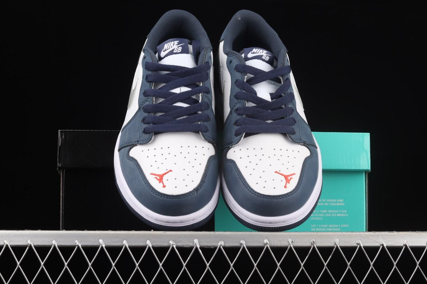 NikeSB x Air Jordan 1 AJ1 Low – Midnight Navy