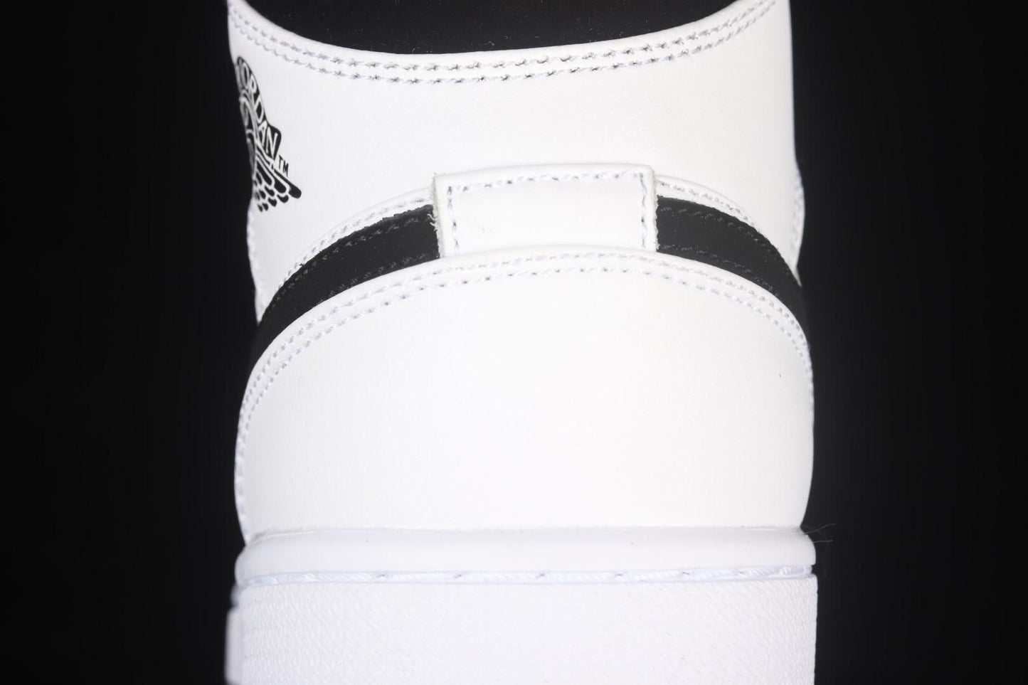 Air Jordan 1 AJ1 Mid – Diamond Shorts