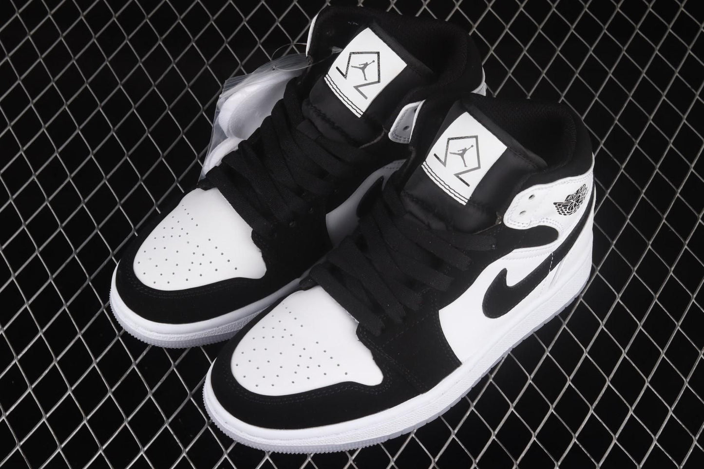 Air Jordan 1 AJ1 Mid – Diamond Shorts