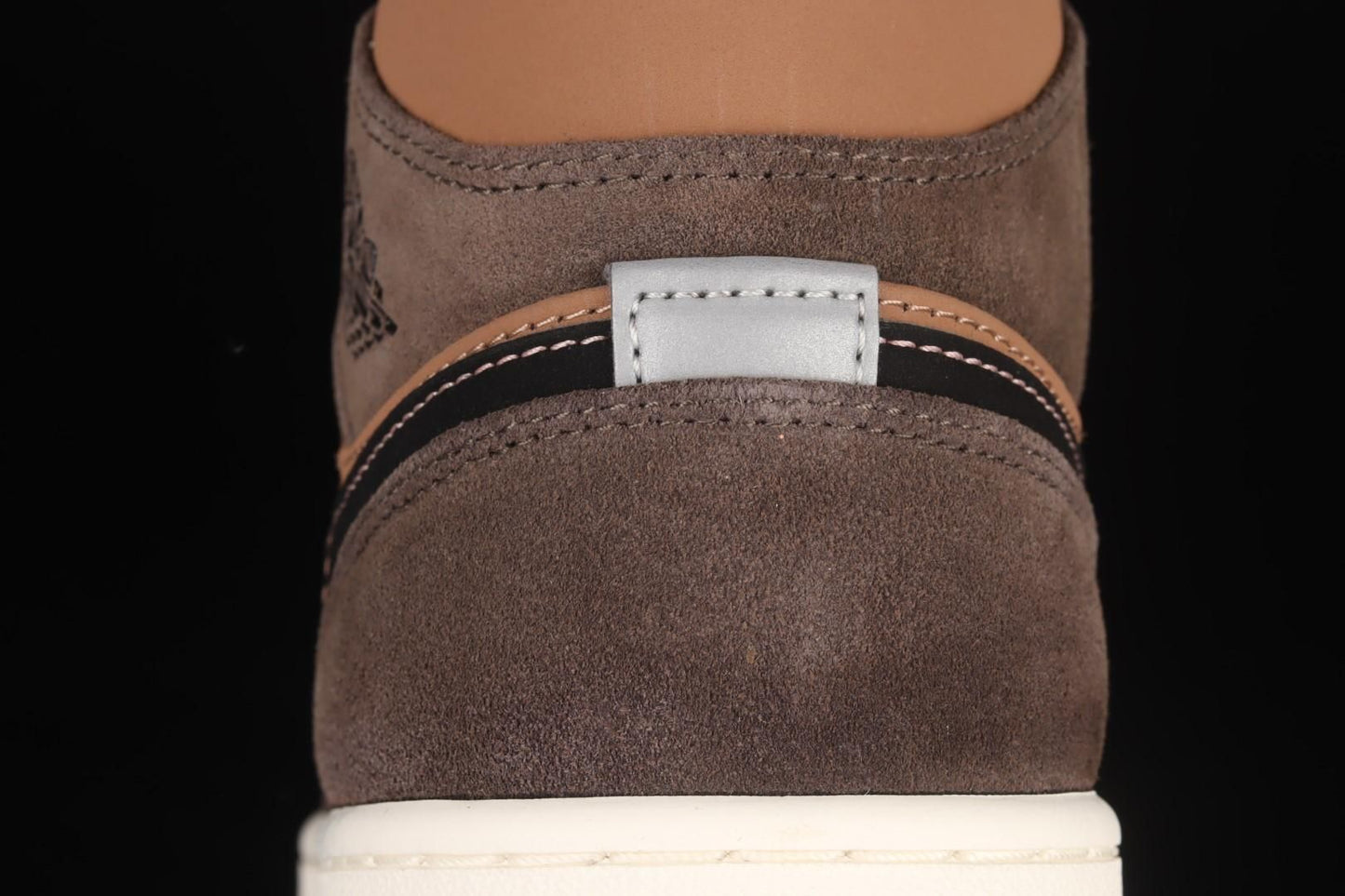 Air Jordan 1 AJ1 Mid – Dark Chocolate