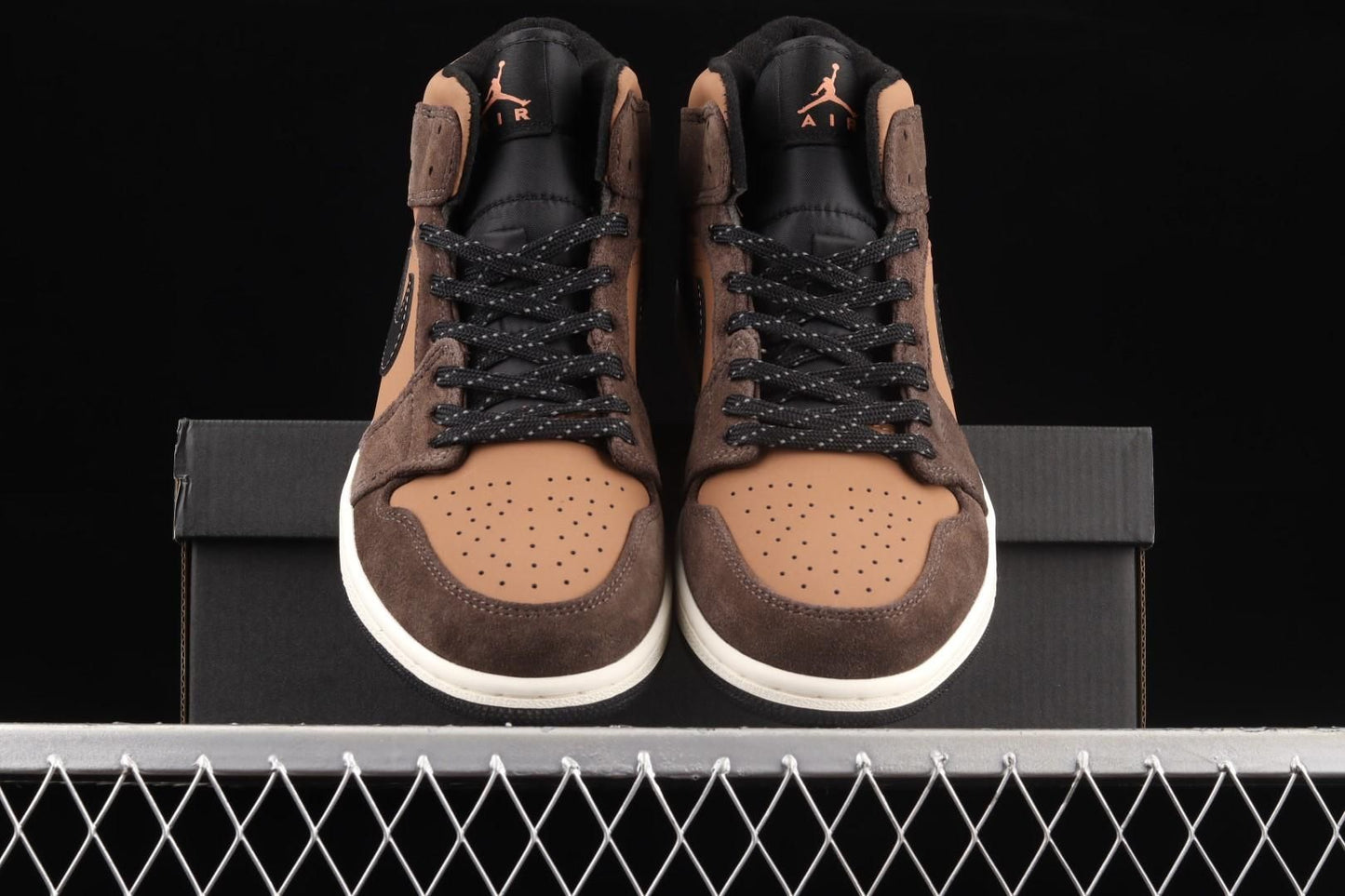 Air Jordan 1 AJ1 Mid – Dark Chocolate