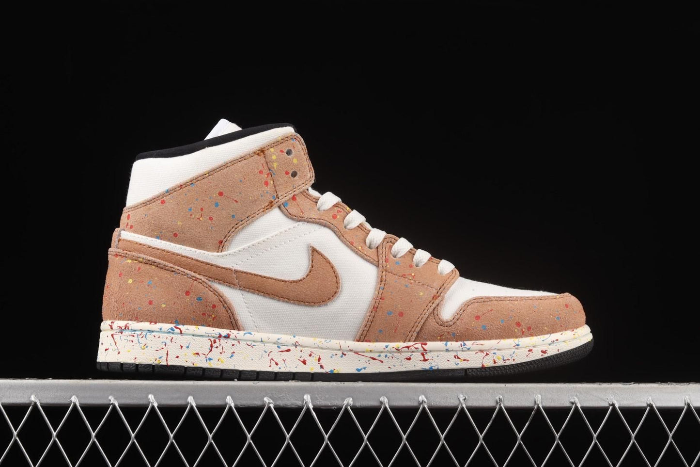 Air Jordan 1 AJ1 Mid – Brushstroke
