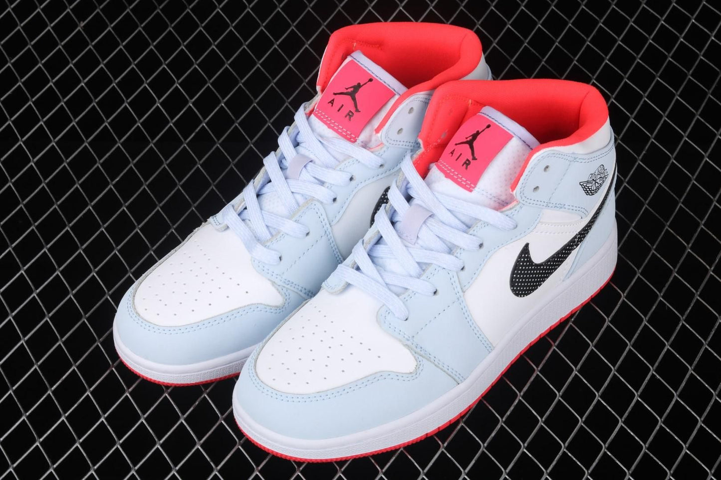 Air Jordan 1 AJ1 Mid – Half Blue Polka Dot