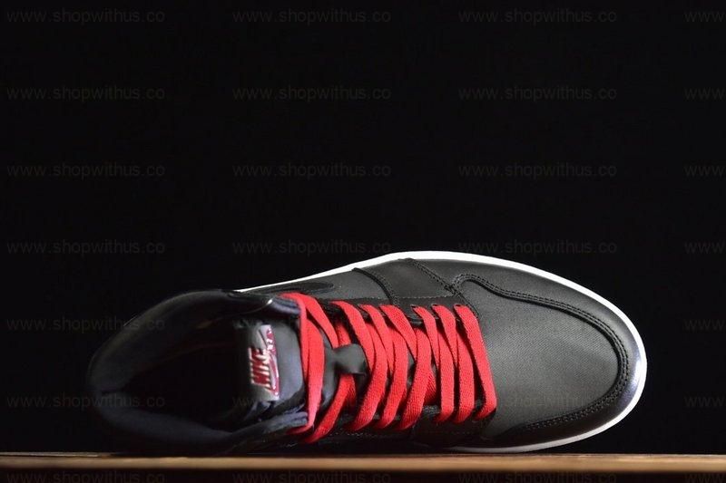 Air Jordan 1 AJ1 Retro High OG - Black Satin