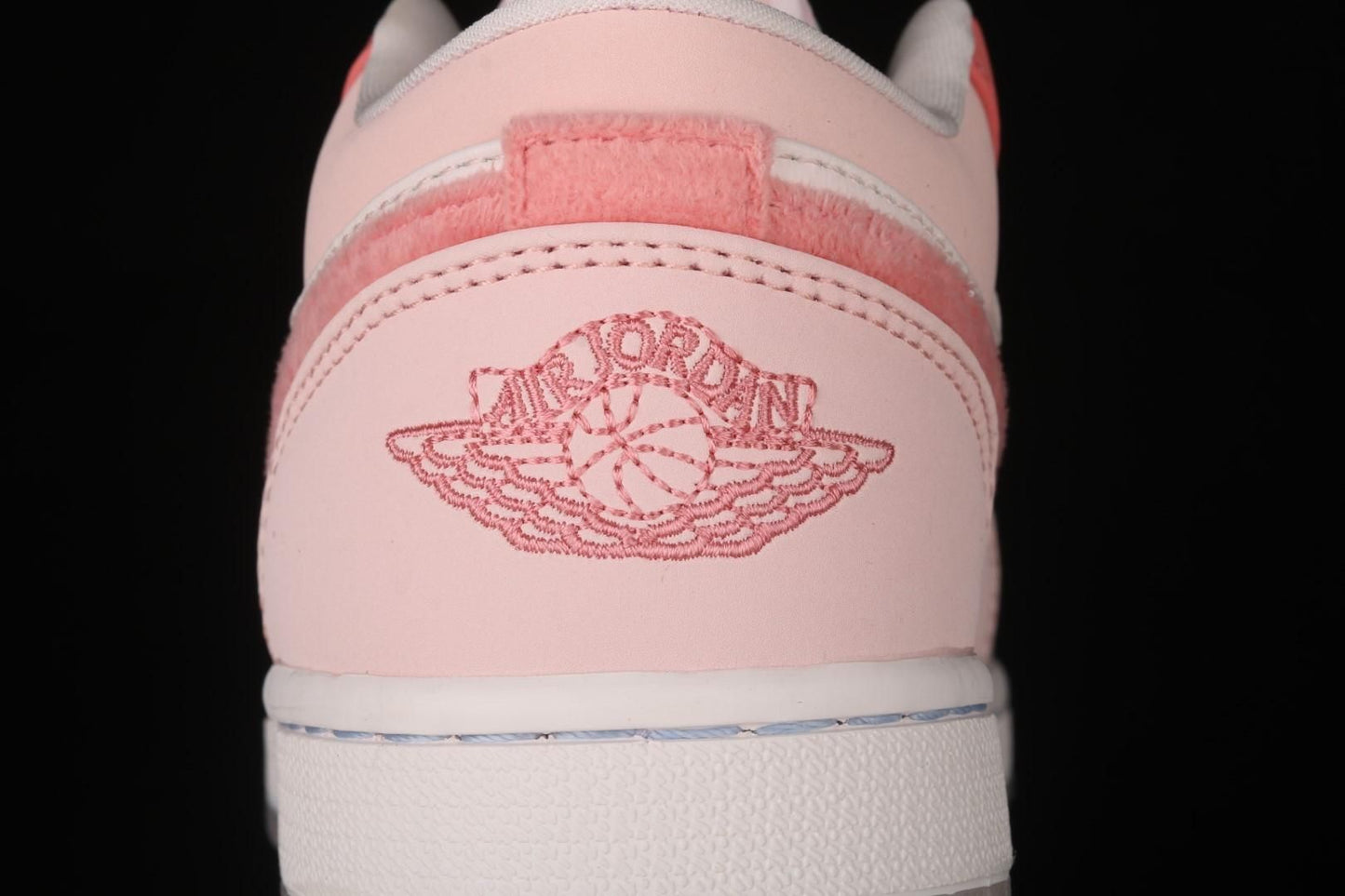 Air Jordan 1 AJ1 Low SE – Mighty Swooshers Pink