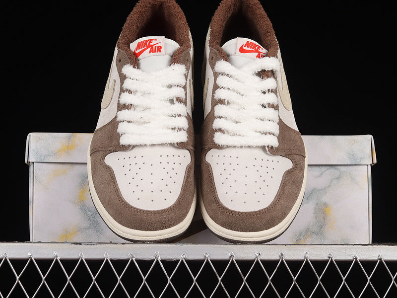 Air Jordan 1 AJ1 Retro Low OG – Year of the Rabbit