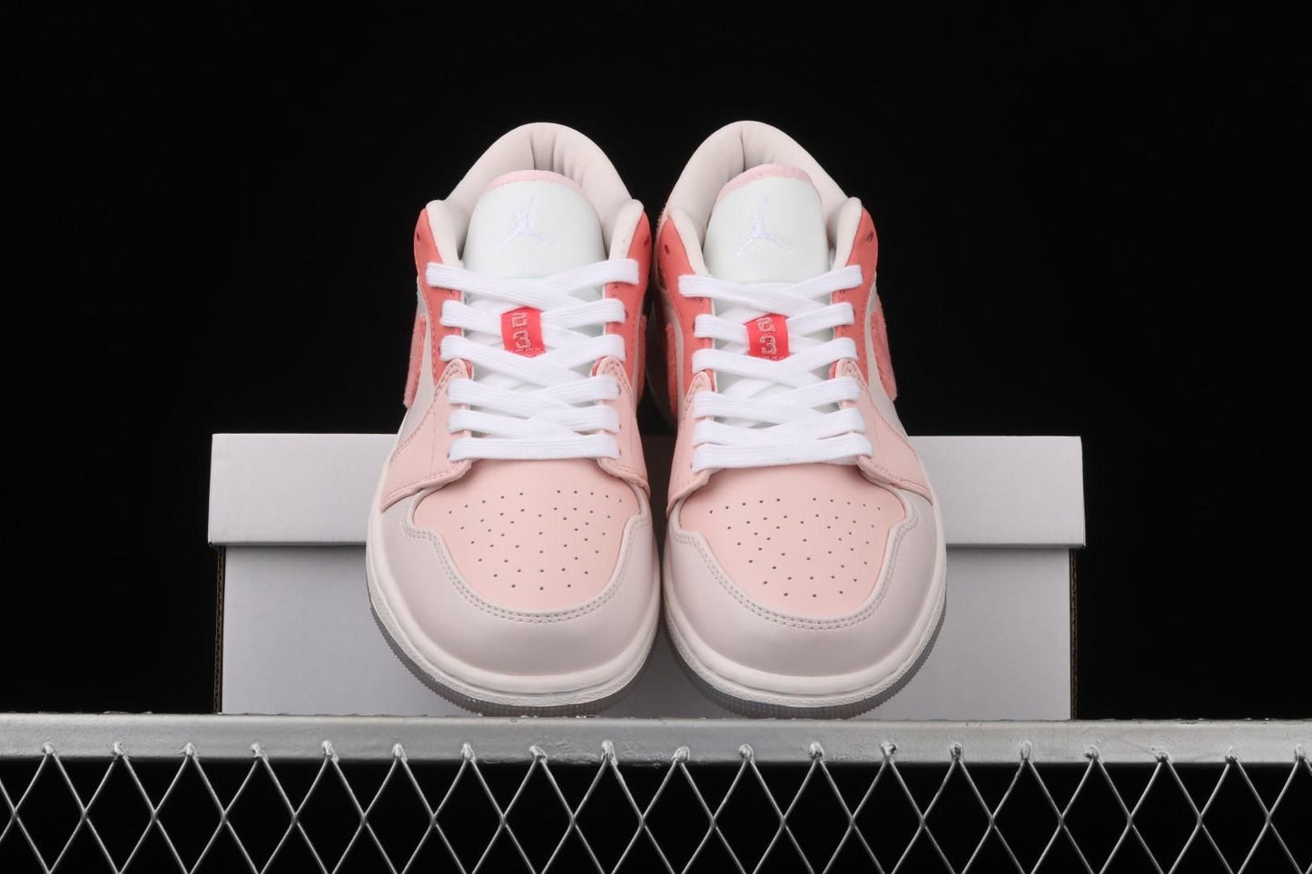 Air Jordan 1 AJ1 Low SE – Mighty Swooshers Pink