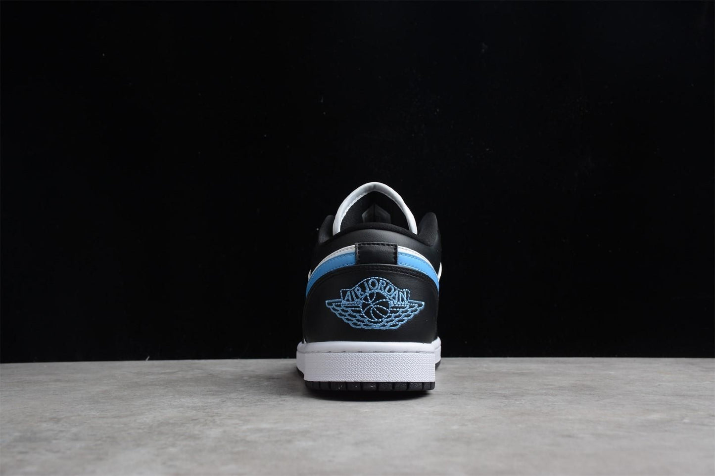 Air Jordan 1 AJ1 Low Black/University Blue