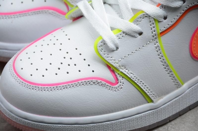 Unisex Air Jordan 1 AJ1 Mid – Edge Glow