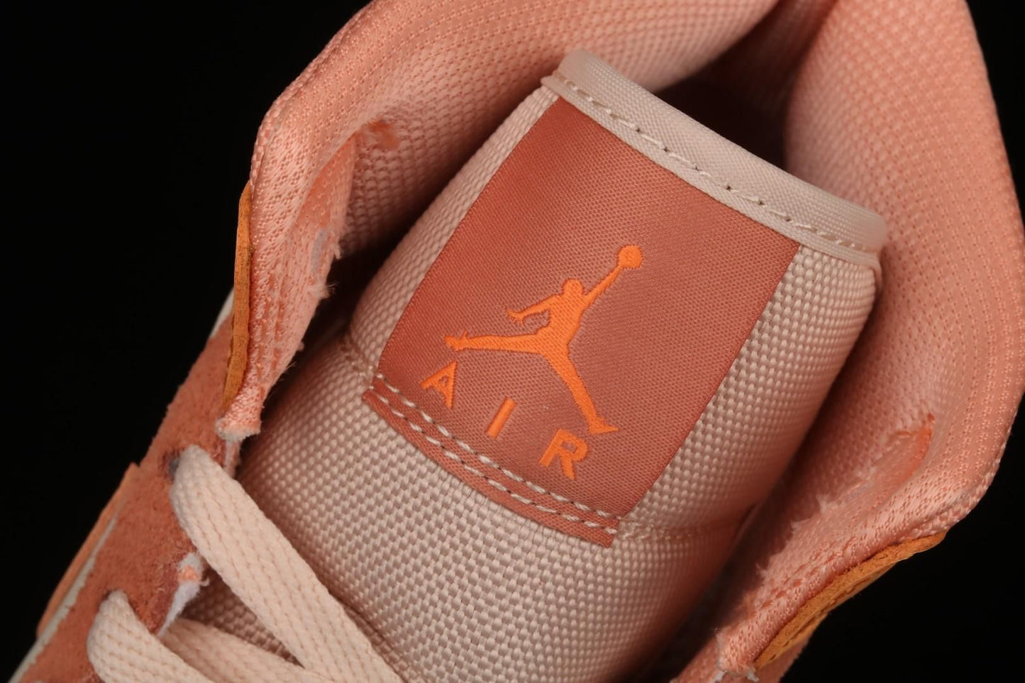 Air Jordan 1 AJ1 Mid – Apricot Orange