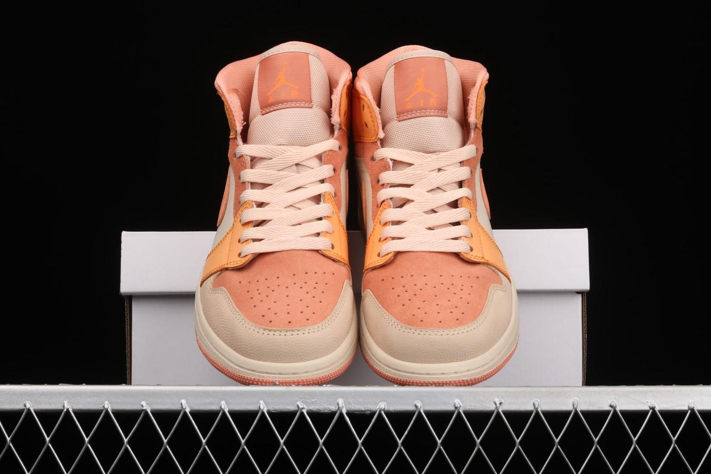 Air Jordan 1 AJ1 Mid – Apricot Orange