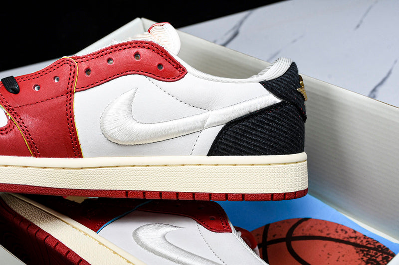 Trophy Room x Air Jordan 1 AJ1 Retro Low Rookie Card - Home