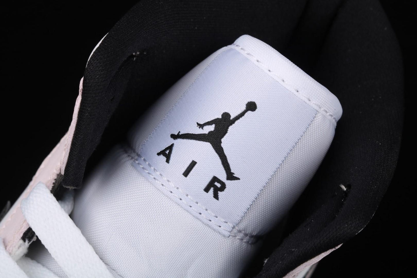 Unisex Air Jordan 1 AJ1 Mid – Barely Rose