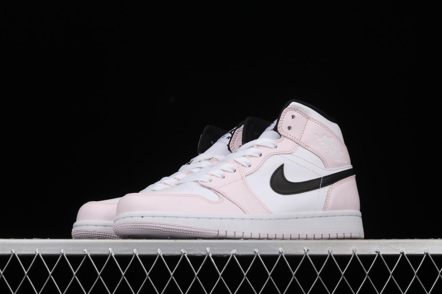 Unisex Air Jordan 1 AJ1 Mid – Barely Rose