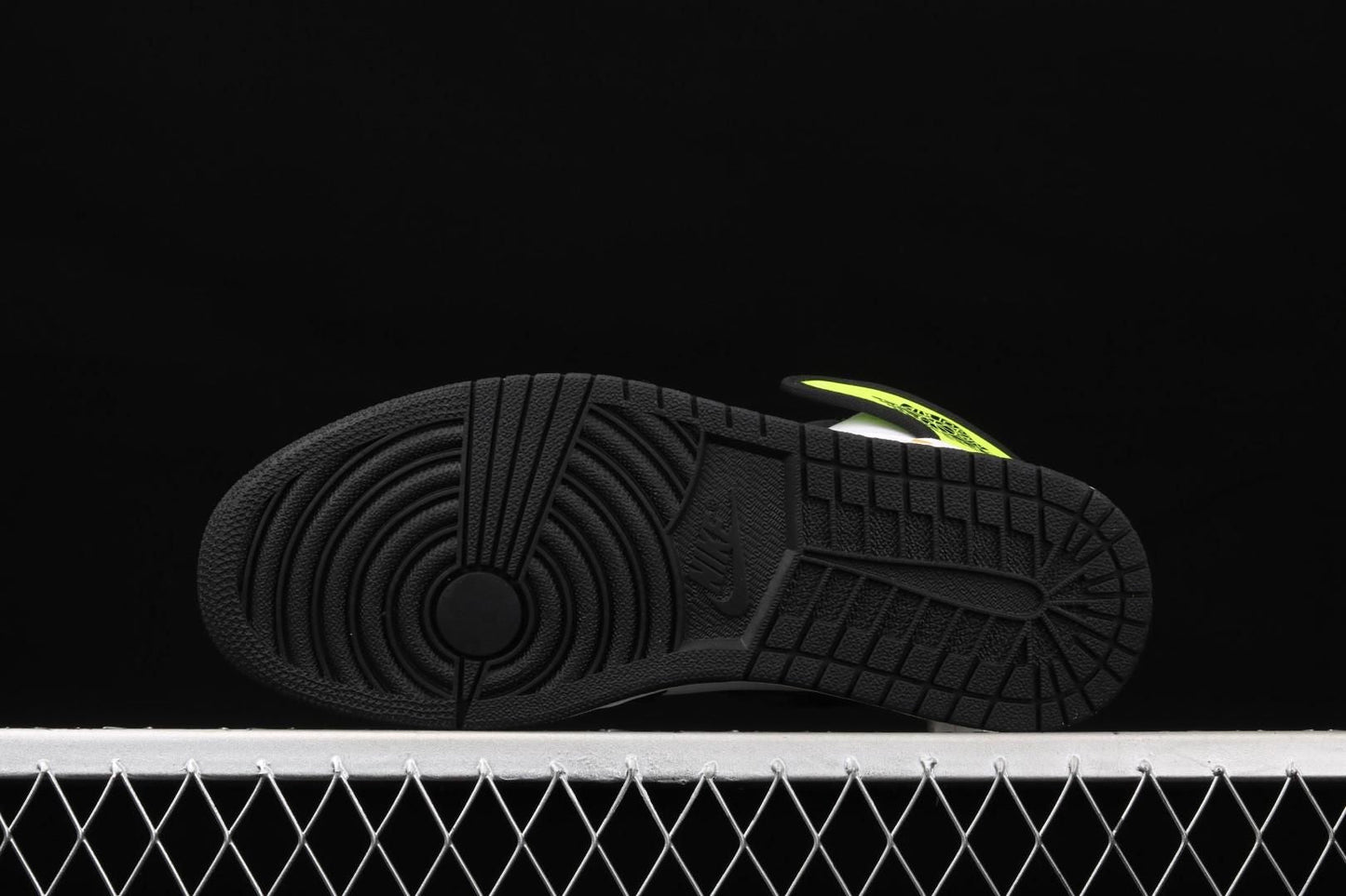 Air Jordan 1 AJ1 Retro High - Volt Gold