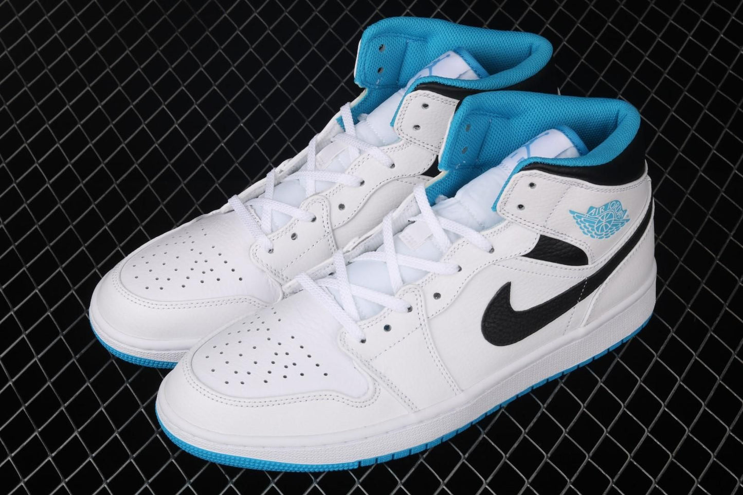 Air Jordan 1 AJ1 Mid – Laser Blue