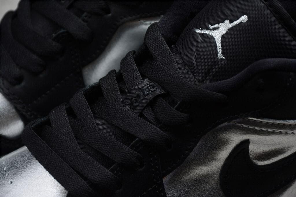 Air Jordan 1 AJ1 Retro Low – Silver Toe