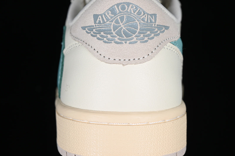 Air Jordan 1 AJ1 Low x Travis Scott – Tiffany Cream