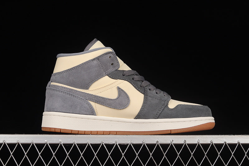 Air Jordan 1 AJ1 Mid – Coconut Milk